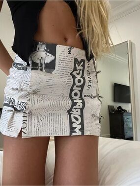 Set of two With Jean Black & White Newspaper-Print Mini Skirt